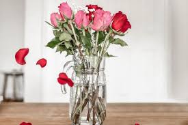 Dissolve 3 tablespoons sugar and 2 tablespoons white vinegar per quart (liter) of warm by freezing flowers, you can preserve their natural beauty and shape. How To Keep Your Cut Roses Alive Longer Beadnova