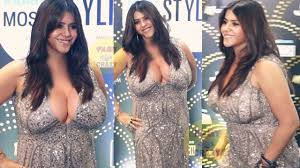 Ekta Kapoor S Hot Dress At Ht Most Stylish Awards Of 2019 Bolly Collection Youtube All the pictures and material on this blog are assumed to be taken from public domain. ekta kapoor s hot dress at ht most stylish awards of 2019 bolly collection