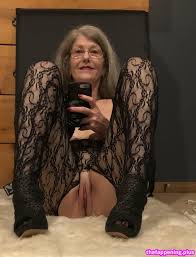 mary_herc  maxxximummilf Фото обнажённых OnlyFans 17 – The Fappening Plus!
