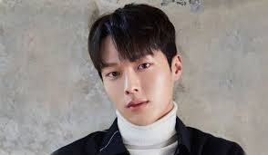 Born on march 23, 1976, he made his acting debut in musical theater in 1996. Jang Ki Yong ìž¥ê¸°ìš© Rakuten Viki