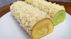 Bentuk yang digulung memberikan sensasi tampilan yang cantik. Cara Membuat Bolu Gulung Ekonomis Rasa Premium Anti Gagal Youtube