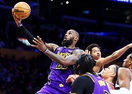 LeBron James đạt cột mốc đặc biệt ở tuổi 40, trở thành người thứ hai làm  được điều này ở NBA