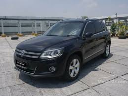 German design and engineering helps to try and set it apart from the competition. Jual Mobil Volkswagen Tiguan 2015 Tsi 1 4 Di Dki Jakarta Automatic Suv Hitam Rp 245 000 000 7058651 Mobil123 Com