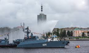 30 октября 1696 года боярская дума по представлению царя петра i приняла постановление «морским судам быть», что стало первым законом о флоте и официальной датой его. O Prazdnike Vmf V Rossii Rvio Rvio