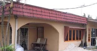 Rumah dilengkapi dengan 2 aircond dan kitchen kabinet. Kereta Sewa Rantau Panjang Klang