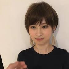 ボブ ショート パーマ 丸顔 浅倉一馬さんはinstagramを利用しています ナチュラルに可愛いを引き出す ワクワクするようなカットを 僕はしたいと思ってる 浅倉ショート ヘアスタイリング ショート パーマ ヘアスタイルのアイデア