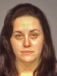 Kellie Hurst's Instagram, Twitter & Facebook