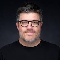 Eric Carignan's Instagram, Twitter & Facebook