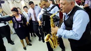Acordeon, tambal si bas orchestra muzica autentica lautareasca colaj 60min live 2019. Formatie Nunta Bacau Sarba Saxofon Si Acordeon La Nunta In Bacau Video Dailymotion