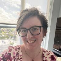 100+ perfiles de «Steffensen»