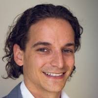 100+ perfiles de «Brumec»