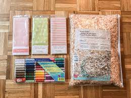 Una marea di tutorial e cartamodelli gratis per creare dei bellissimi cuscini per il divano. Cuscini Cuscini Per Gli Occhi E La Nuca Con Trucioli Di Cembro