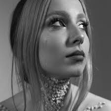 Anna Simakova (@simakova.anya)