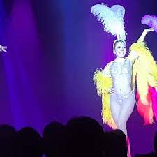 Un lieu magique venez le temps. 10 Cabarets In Rhone Alpes That You Shouldn T Miss