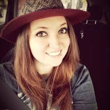 Amanda Helms (mandabeth518)