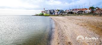 Because of this people in . Strand Staversekade Urk Flevoland Niederlande Beachrex Com