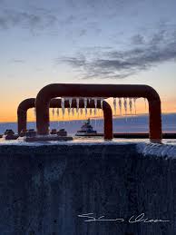 Duluthians of "Zenith"