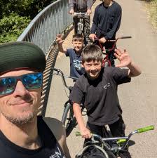 What is the best paint for a concrete driveway that has been previously  painted?