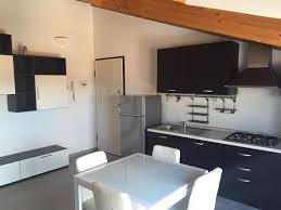 Appartamento, 3 locali, 2 wc, 100m2, san donato milanese. Case San Donato Milanese Compro Casa San Donato Milanese In Vendita E Affitto Su Agestacase It