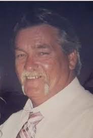 Annette Kersey's Instagram, Twitter & Facebook