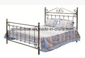 Ich verkaufe ein bett aus reinem holz. China Hersteller Verkaufen Europaische Schmiedeeisen Bett Doppel Klappbett M X3587 Kaufen Doppelbett Auf De Made In China Com