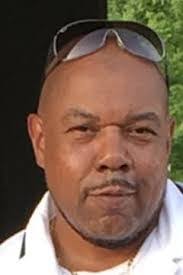 Derrick Wallace's Instagram, Twitter & Facebook