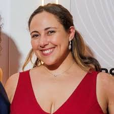 Marisa Ellis (@marisaellis97)