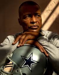 The football world has lost a legend. Duane Thomas, the former NFL running  back who dazzled fans and left a lasting impact