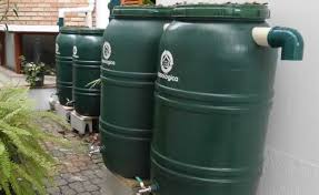 Calor sensível num reservatório de água) aqs e não apresenta riscos de contaminação da água de consumo nem impactes ambientais. Captacao De Agua Da Chuva Conheca As Vantagens E Cuidados Necessarios Para O Uso Da Cisterna