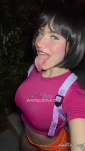 Andrea ruedas, morena y llena de curvas, grabando esa mamada - PornoZorras