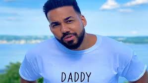 Mi santa es una canción de anthony romeo santos del año 2011. Reaparece Romeo Santos Con Una Nueva Cancion Junto A Un Cantante Que Admira Desde La Infancia Meganoticias