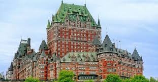 Laroque devrait arrêté me métier d'actrice parce que en record de participation aux plus gros navets français. Photo L Hotel Chateau Frontenac A Quebec Au Canada