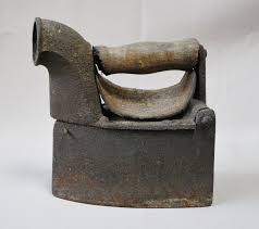 Ferro De Engomar A Carvao Ferro De Passar Roupas Ferro Ferro De Passar