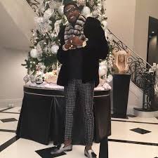 Gucci mane has reached a deal to end the nasty legal battle with his baby mama and the rapper has agreed to pay $10k a month in support. Gucci Mane S Official Vogue Holiday Gift Guide Vogue