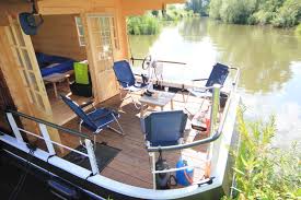 Euroship Hu Euroship Floating Cottage In 2020 Floating House House Boat Water House