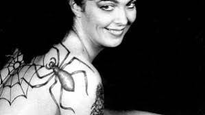 Bin Ladens edderkoppekvinde er utro