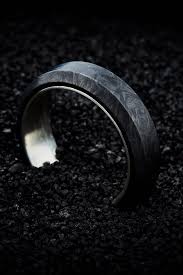 Black Carbon Fiber Men S Wedding Band Engagement Rings For Men Mens Wedding Bands Mens Wedding Rings Unique