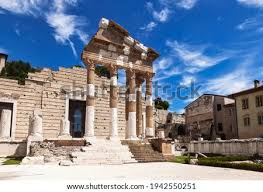 Capitolium is less than 10 minutes' walk from piazza della repubblica and is easily reached by metro lines a and b. N Jw9sel90hwrm