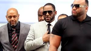 The first list shows the overall 50 biggest interest groups. R Kelly Der Spiegel