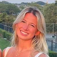 Kate Lasater's Instagram, Twitter & Facebook