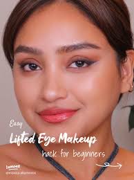 What's the Best Tool for Under Eye Makeup?