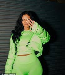 Jorja smith and maya jama (photographed by sophie jones). Maya Jama Puts Famous Curves On Full Display In Lime Green Cycling Shorts And Midriff Baring Top Todayuknews