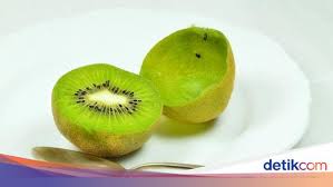 Sangat bagus untuk mempertahankan kesehatan terutama merawat, membersihkan nes v cocok untuk ibu menyusui. Deretan Manfaat Sehat Kiwi Untuk Teman Sarapan Pagi Ini