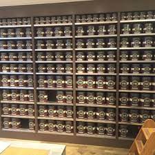 Farrow & ball are a british manufacturer of paints and wallpapers largely based upon historic colour palettes and archives. Farrow Ball Painters 64 Paddington Street Marylebone London United Kingdom Phone Number