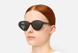 Eyeneye — купить в интернет-магазине «Золотое Яблоко»