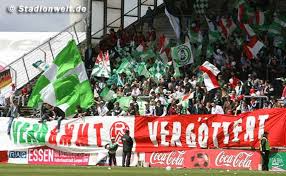 Sv werder bremen 0, borussia mönchengladbach 2. Werder Der Rwe Die Geschichte Einer Fanfreundschaft Faszination Fankurve