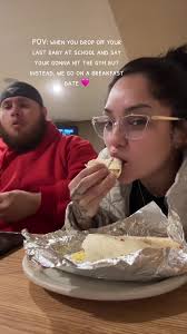 😂😂#fyp #gastricsleeve #bariatricsurgery #breakfast #husbandwife #husband  #date