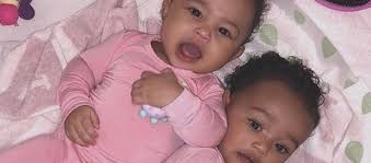Fans may have noticed kim kardashian west's daughter chicago's presence in her family's halloween costume photo doesn't exactly look natural this year — and for good reason. Kim Kardashian Accused Of Editing Photos Of Baby Daughter Chicago Popular Indi News
