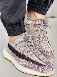 The zyon yeezy 350 v2 features a brown primeknit upper and boost midsole. Yeezy Laces 3m Reflective Rope V2 Zyon Brown For Yeezy Boost 350 V2 Slickies