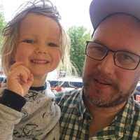 Laurel Ware's Instagram, Twitter & Facebook